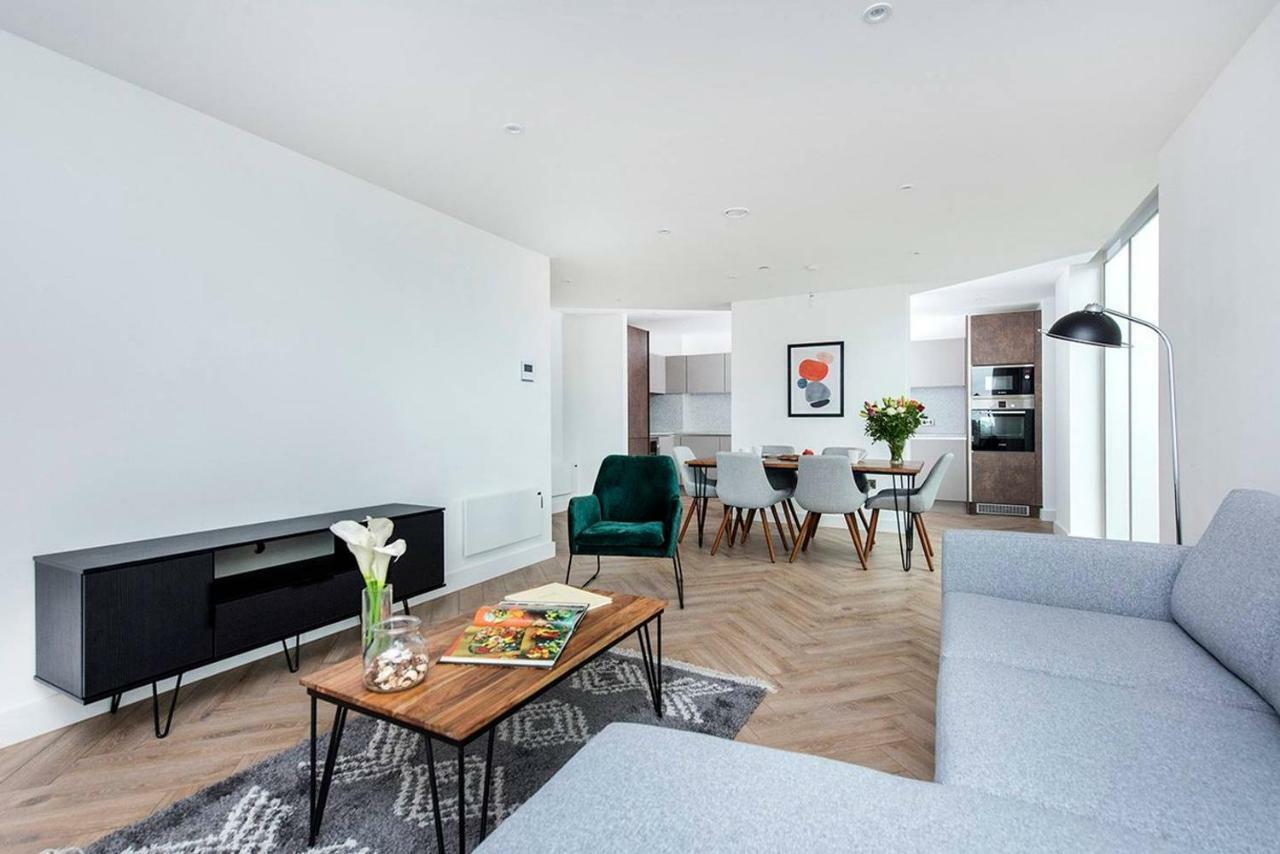 Gorgeous 3br In The Heart Of Apartment *