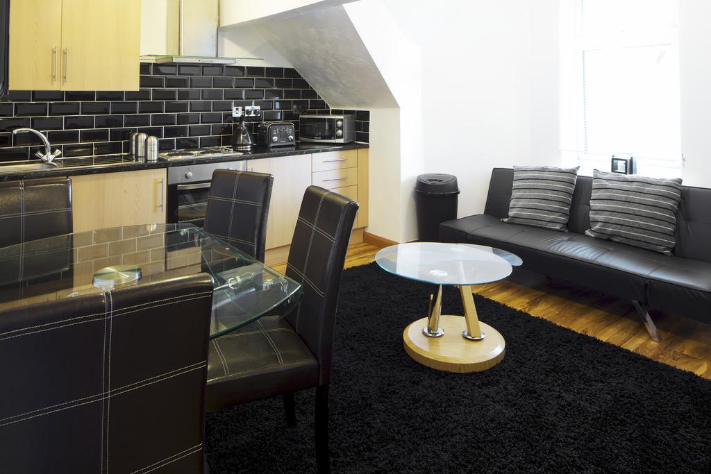 Sovereign Serviced * Manchester
