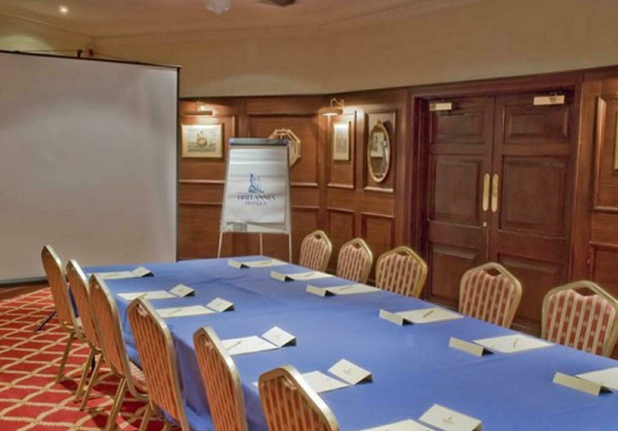 Britannia Country House & Spa Hotel 3*