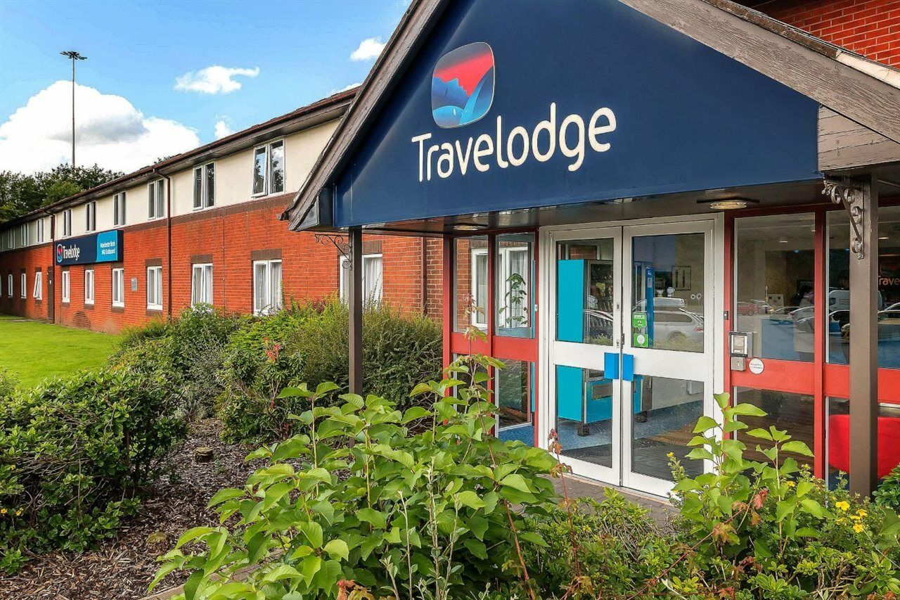 Travelodge Birch M62 Eastbound Hotel
