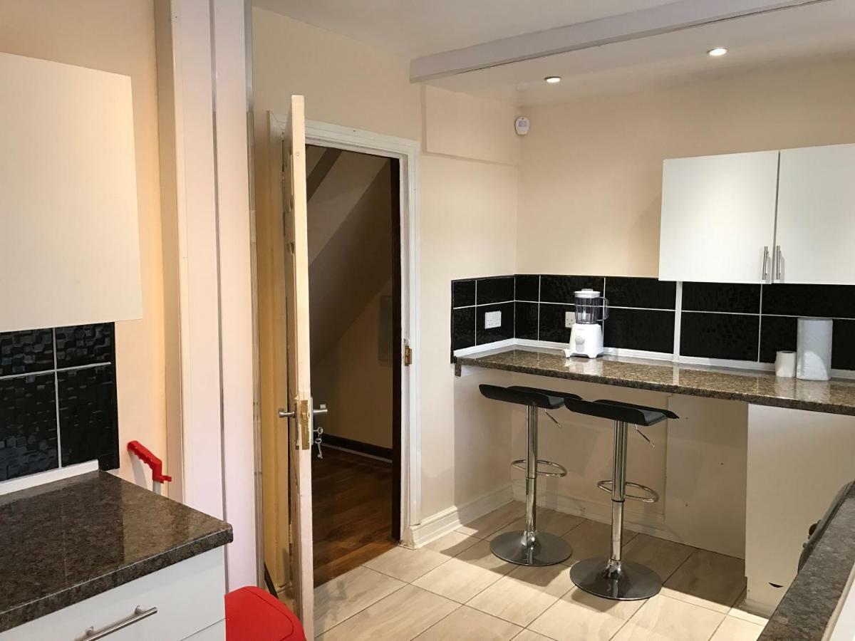 Holiday home Rosewood Lodgings Special Offer For Student On Long