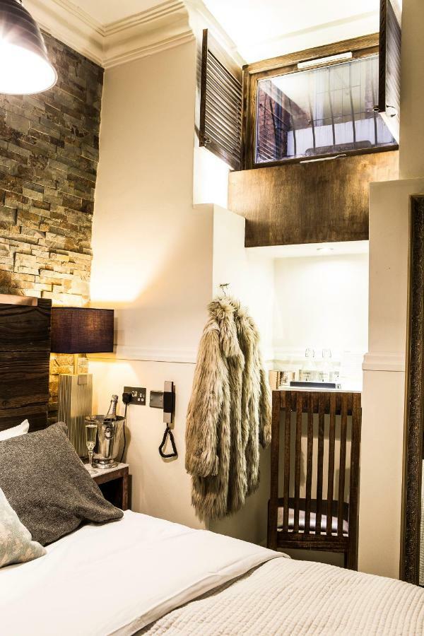 The Cow Hollow Hotel Manchester
