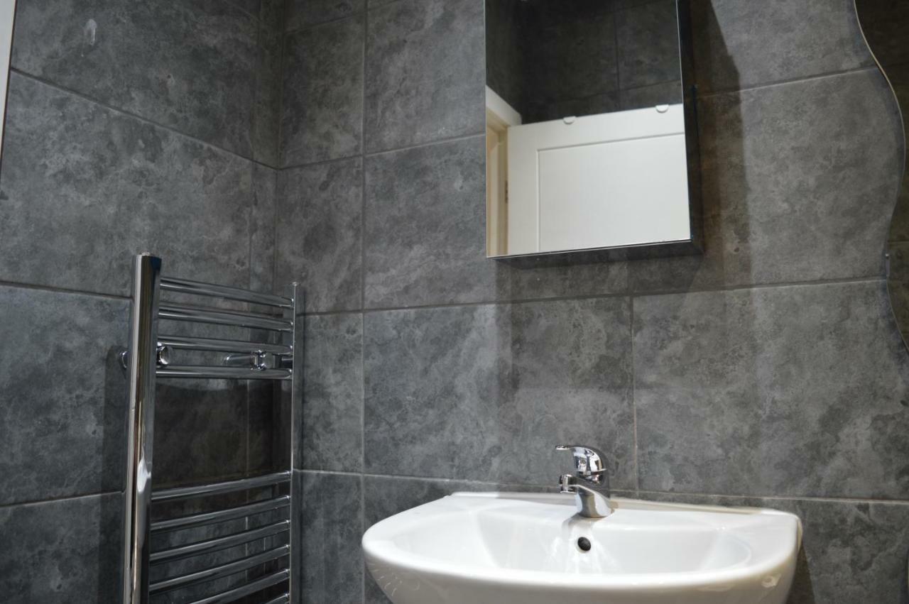 Spacious Shude Hill With Balcony * Manchester