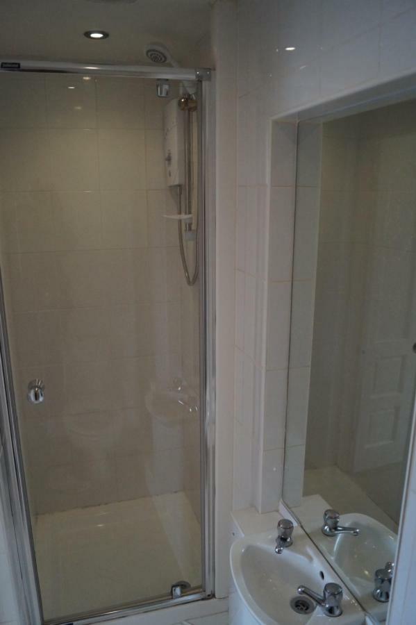 133 A Park Road Apartment