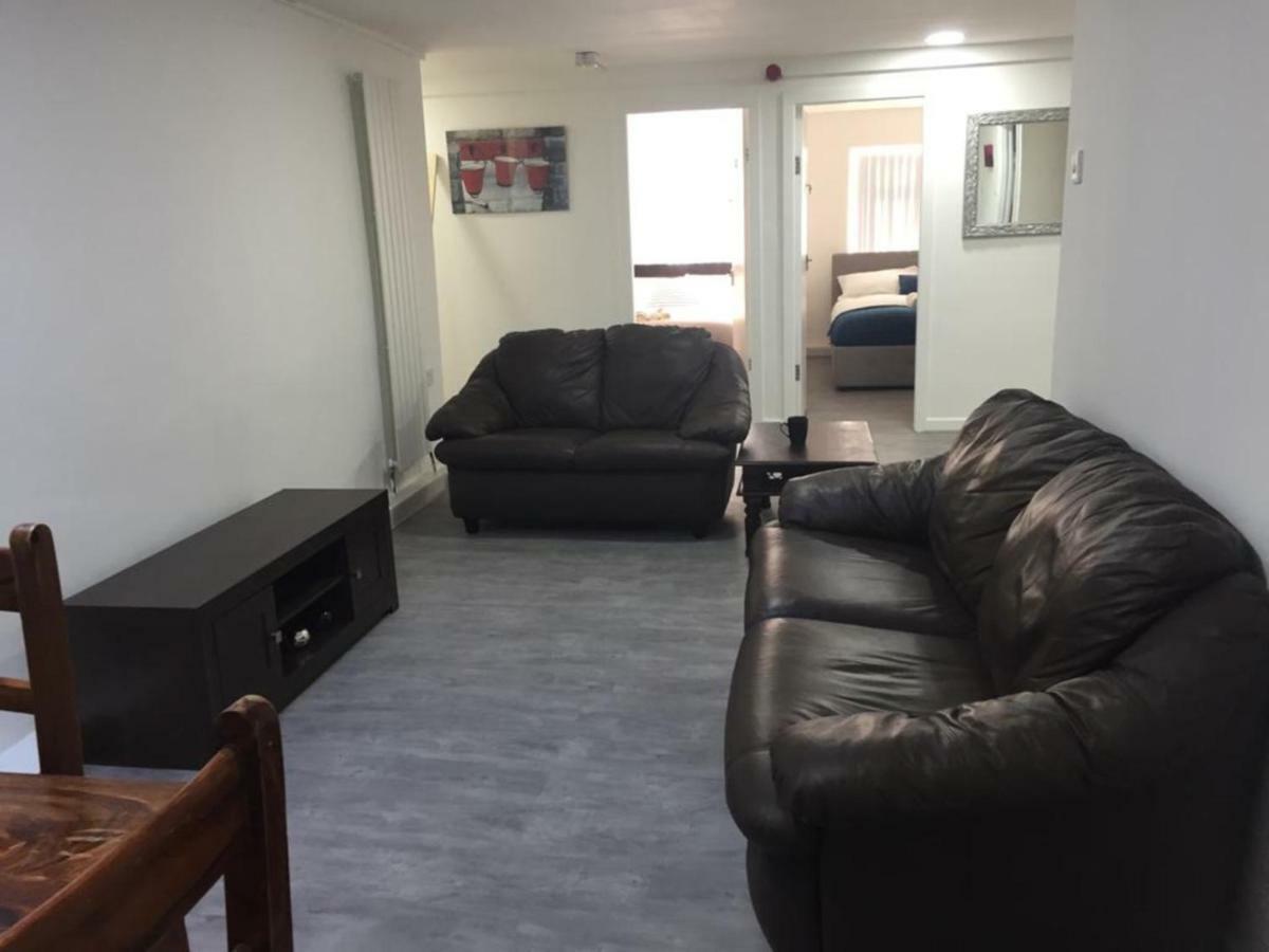 Homestay Sama's Stylish 2 Manchester