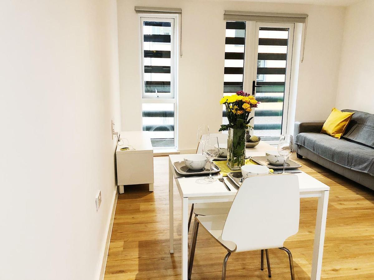 Ekhaya Three Apartment