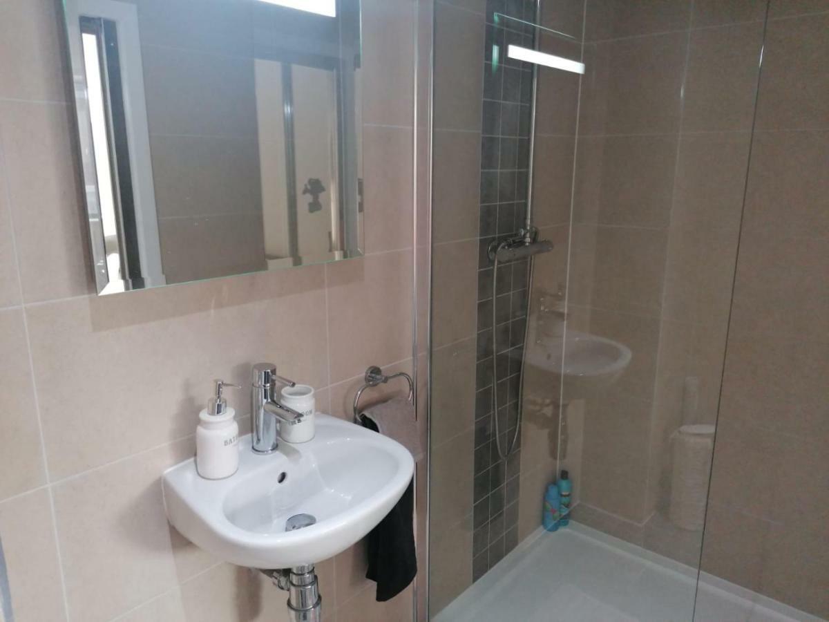 Charles Street Bracken House Apartment *