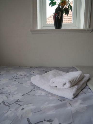 Homestay Elsham Gardens Manchester
