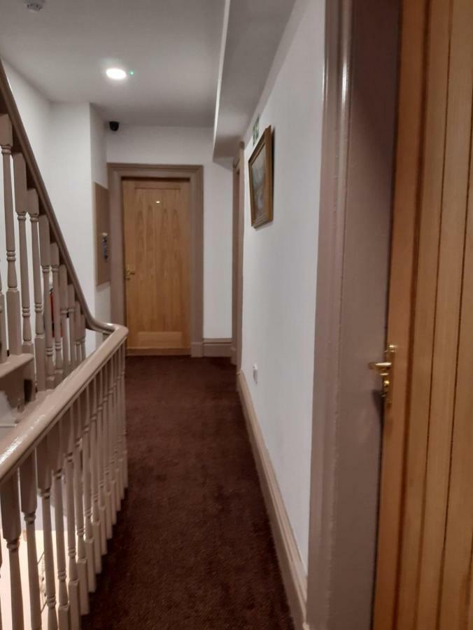 The Fallowfield Hotel 2*