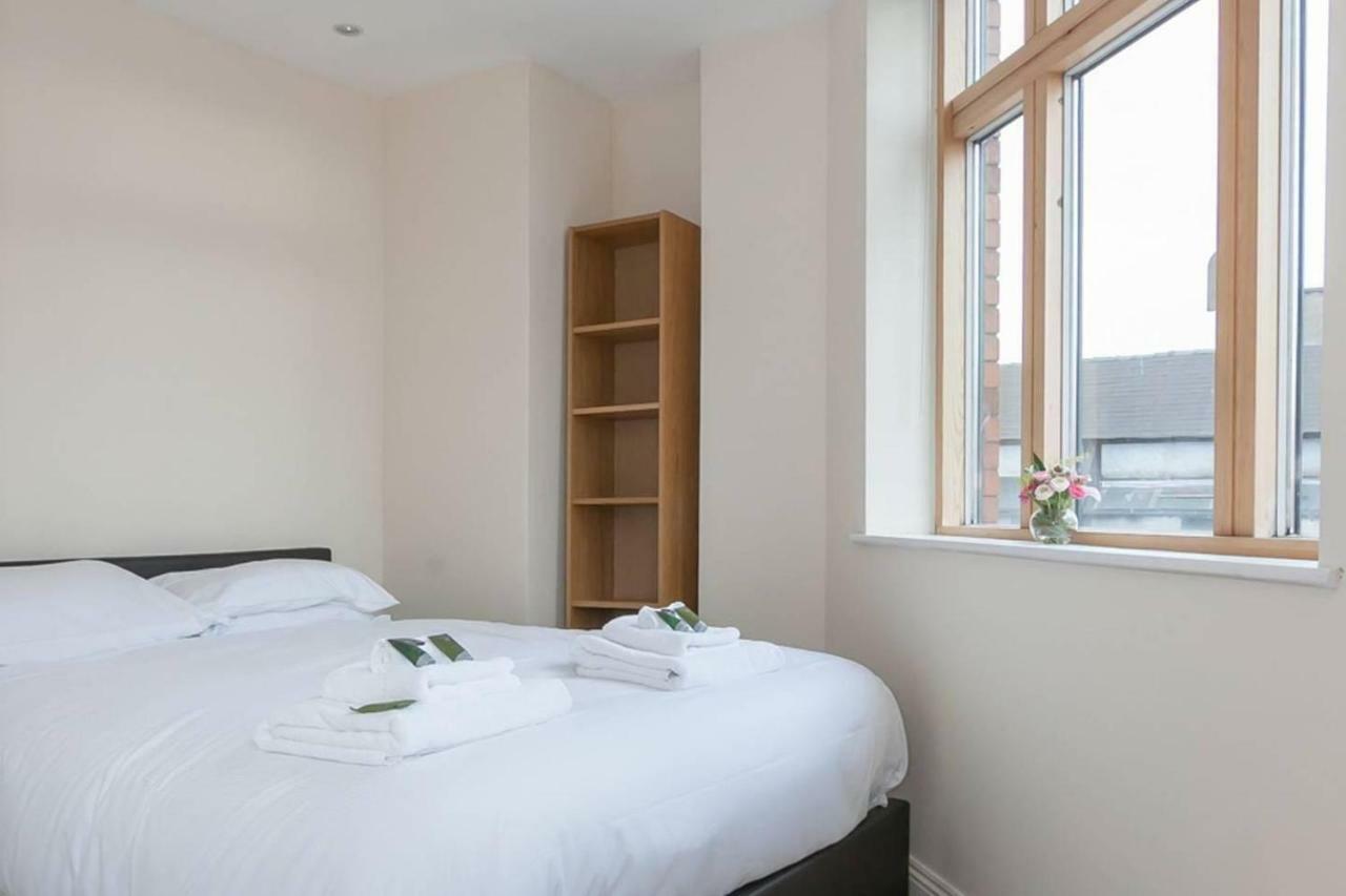 Penthouse With Rooftop Terrace Manchester