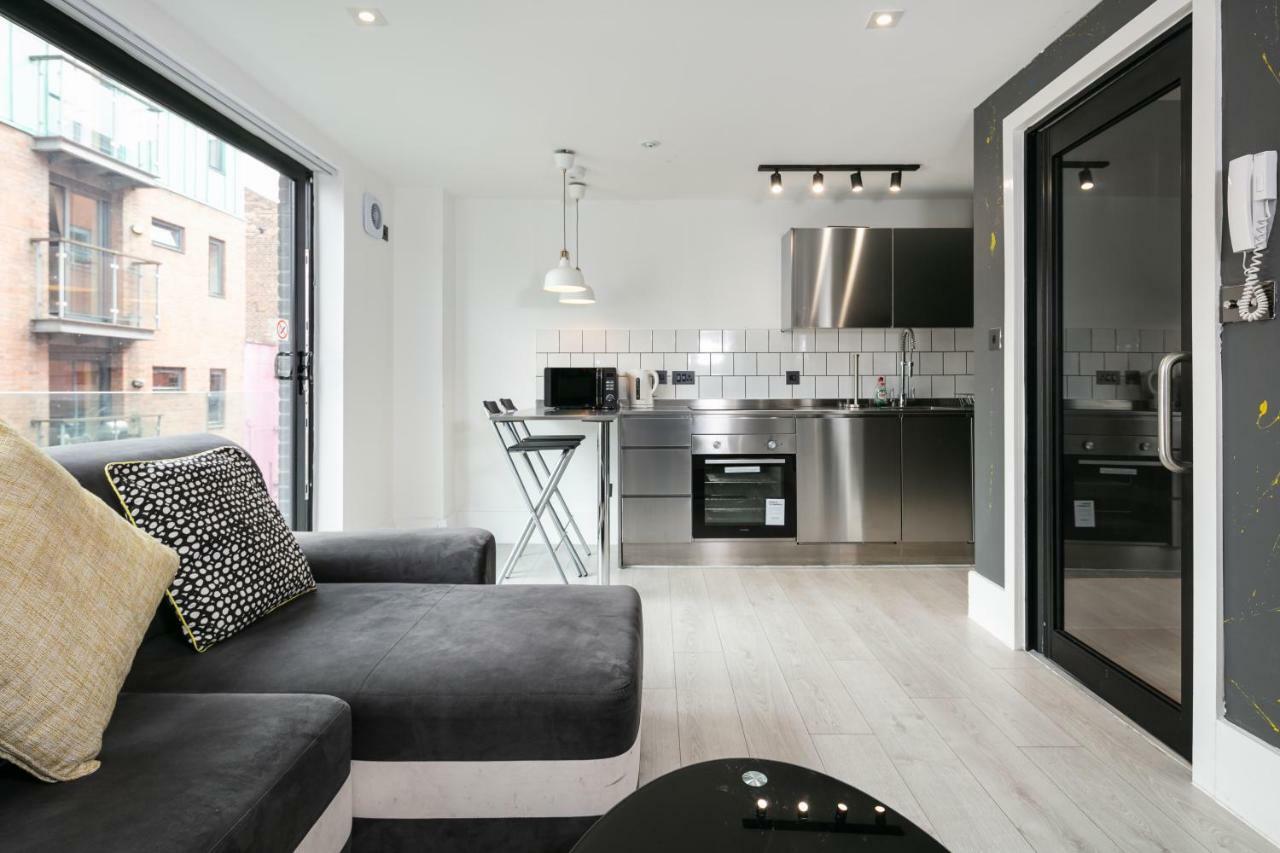 Manere Group - Tib Street