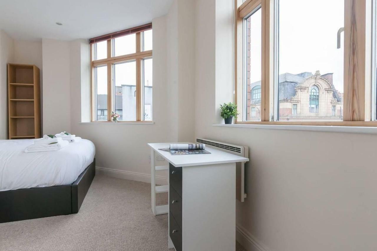 Penthouse With Rooftop Terrace Apartment Manchester