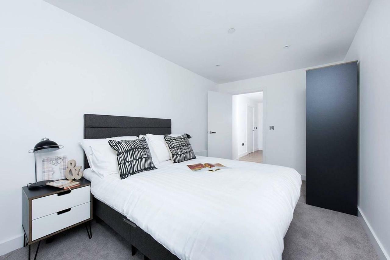 Gorgeous 3br In The Heart Of Apartment
