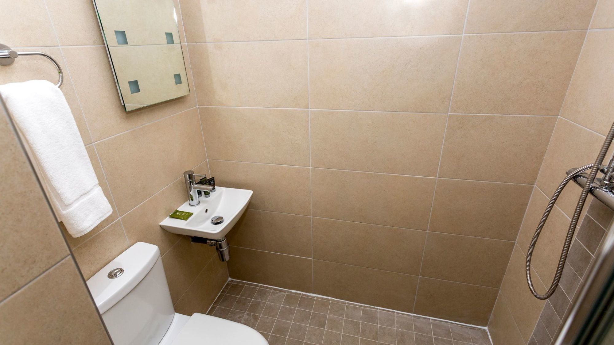 Apartment Fantastic New In