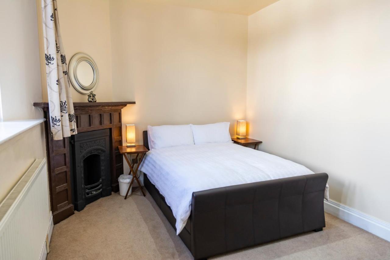 Apartment No 1 - The Old Red King Pub, Whitefield,