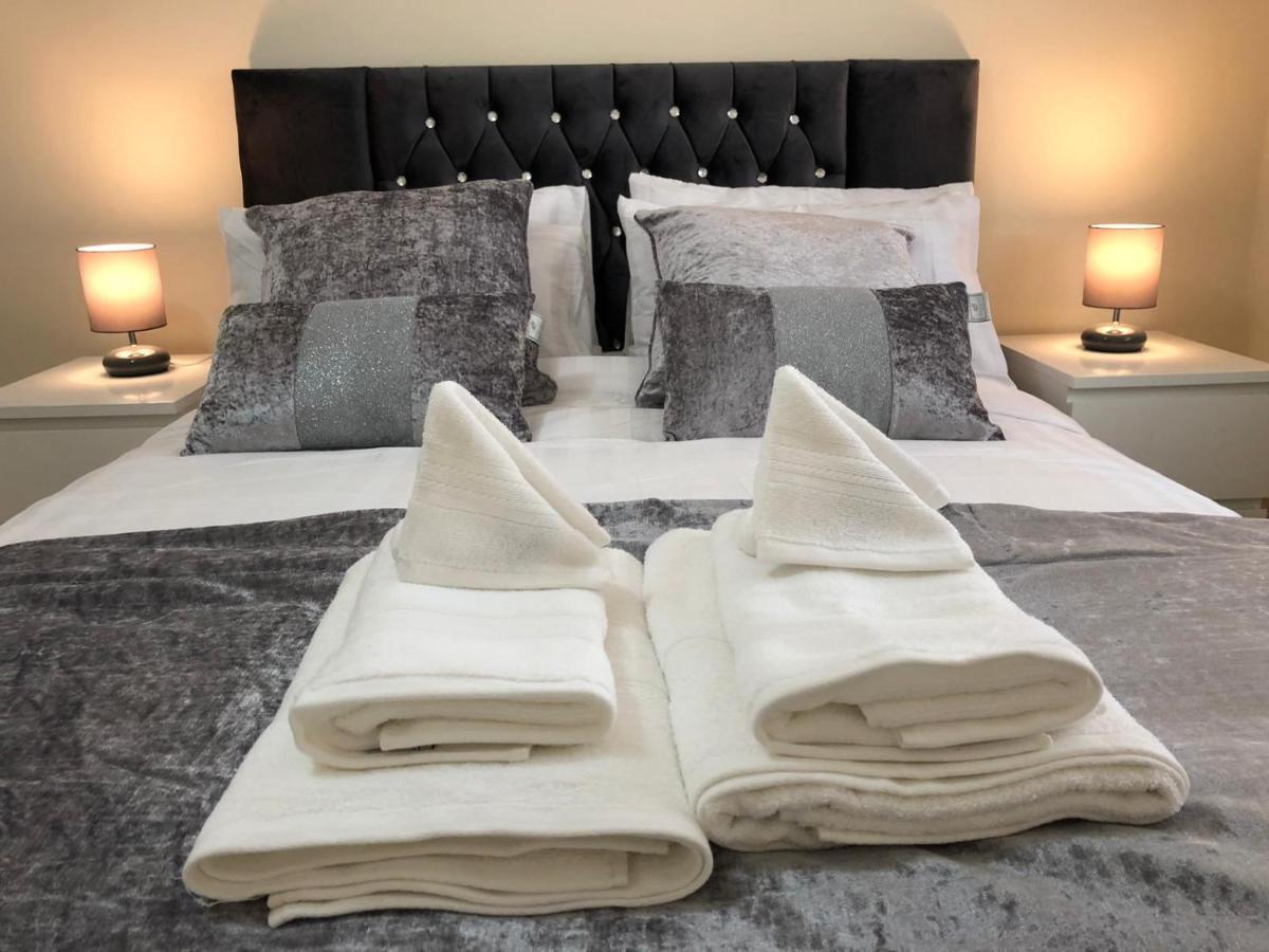 Unique Executive Luxury Apartment *