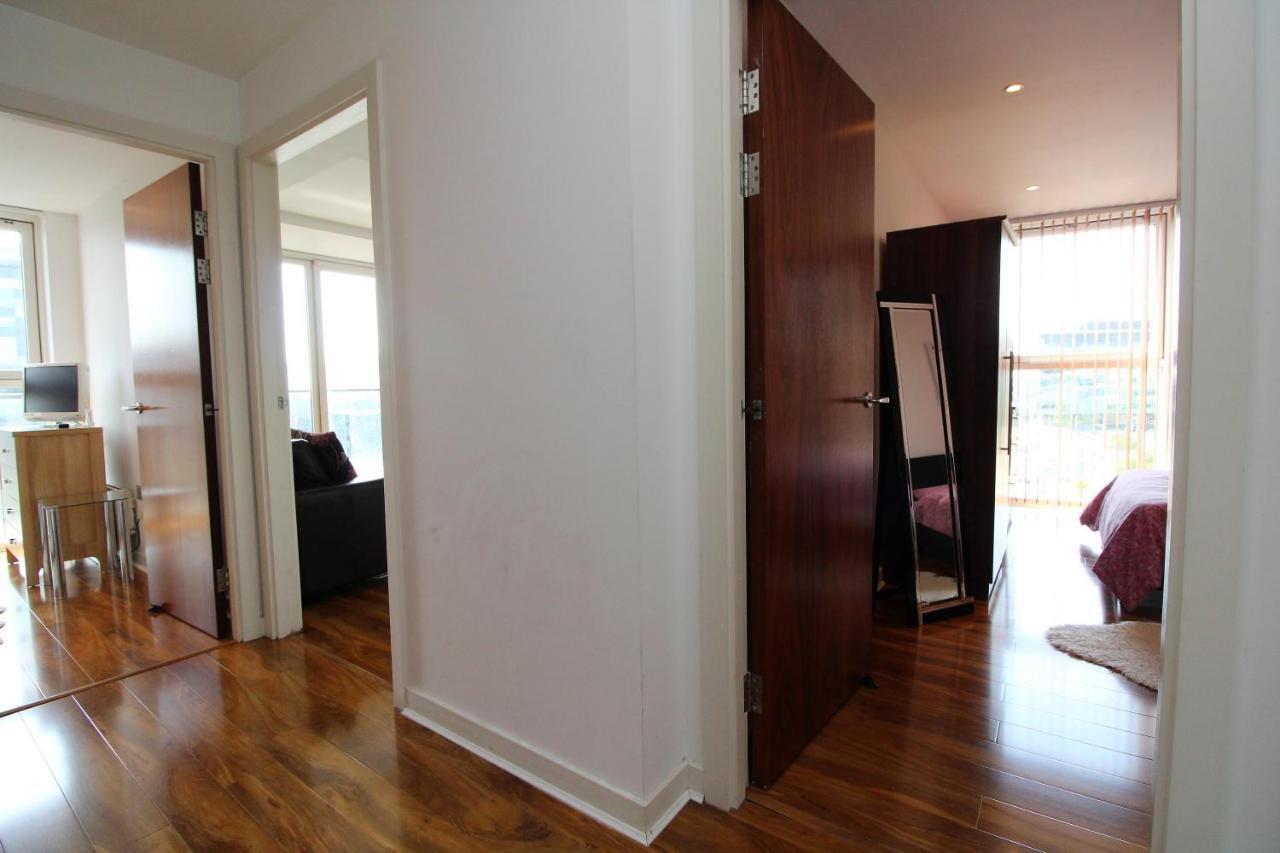 Media City Lowry 4 Guests 2 Bed Apartment *