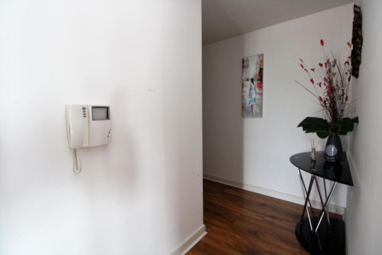 Media City Lowry 4 Guests 2 Bed Manchester