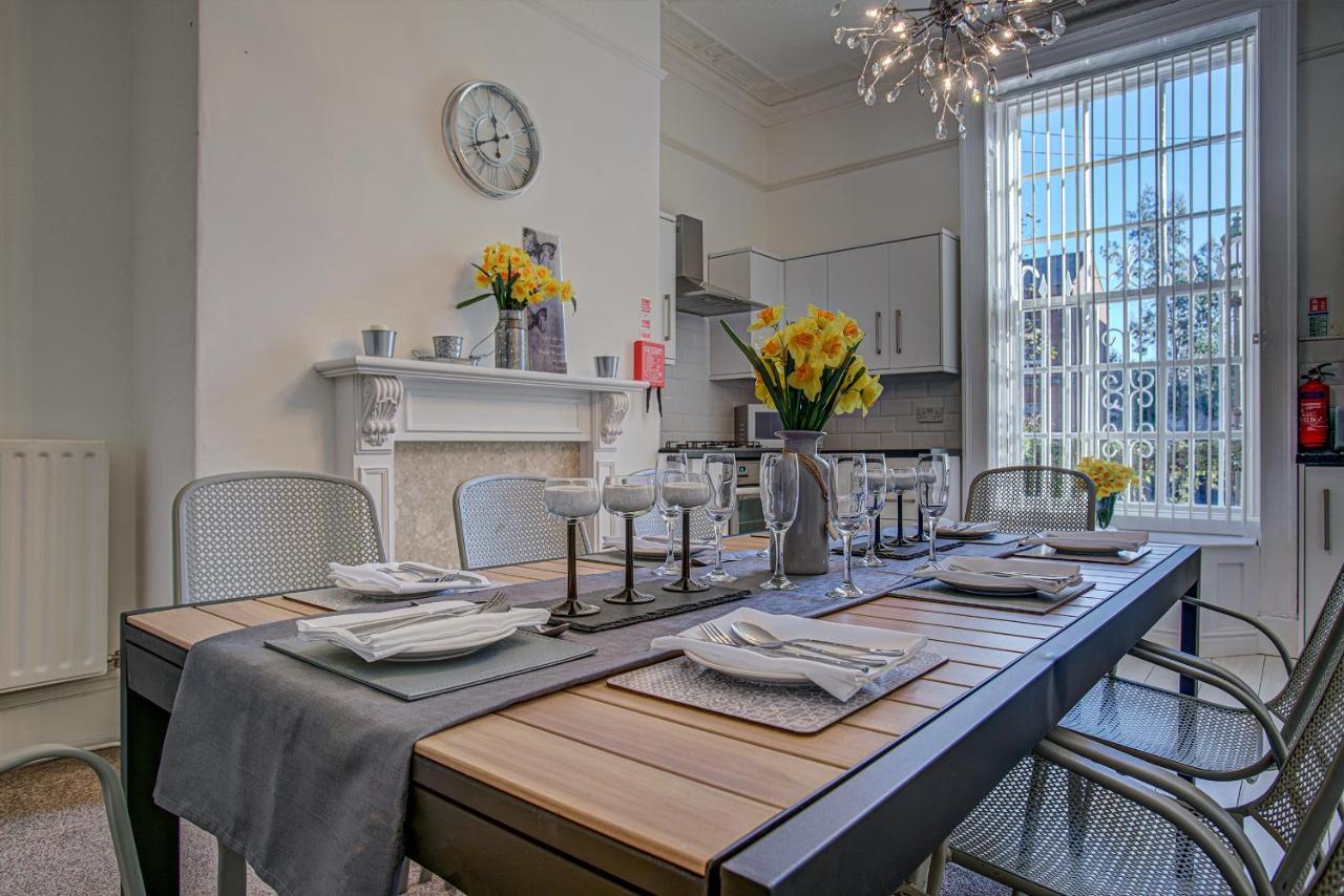 The Ultimate House Sleeps 30 Holiday home *