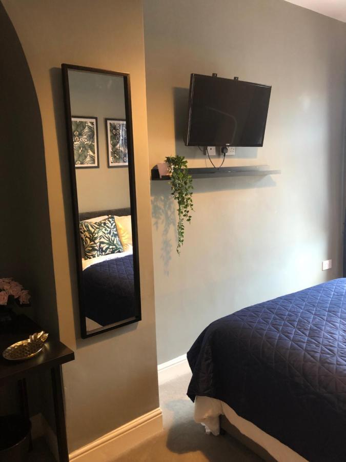 3. Stylish Private Double Near Centre * Manchester