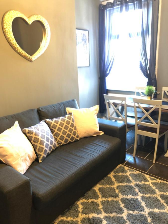 3. Stylish Private Double Near Centre * Manchester