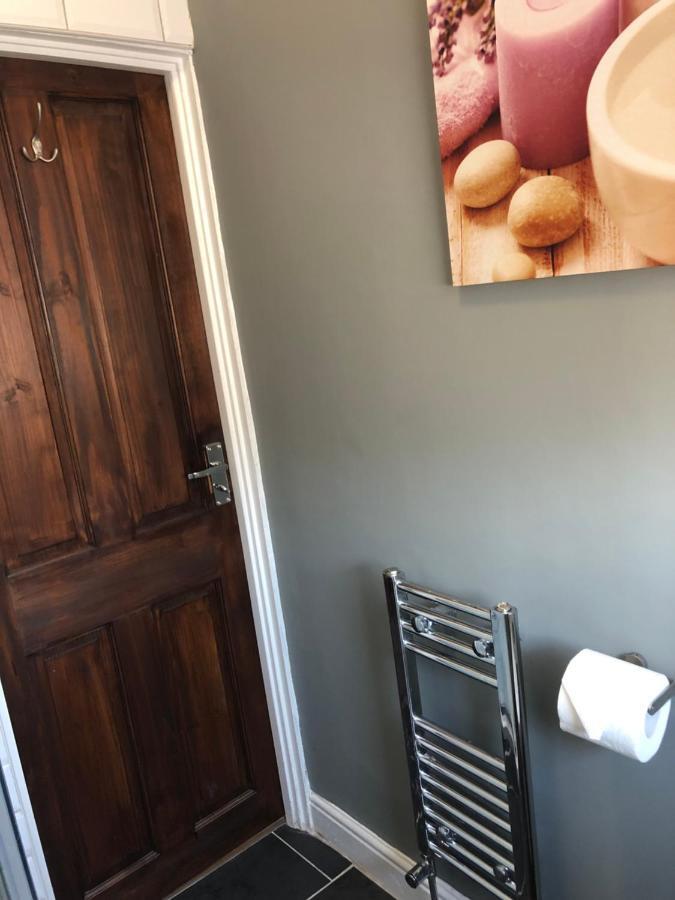 3. Stylish Private Double Near Centre Guest house *