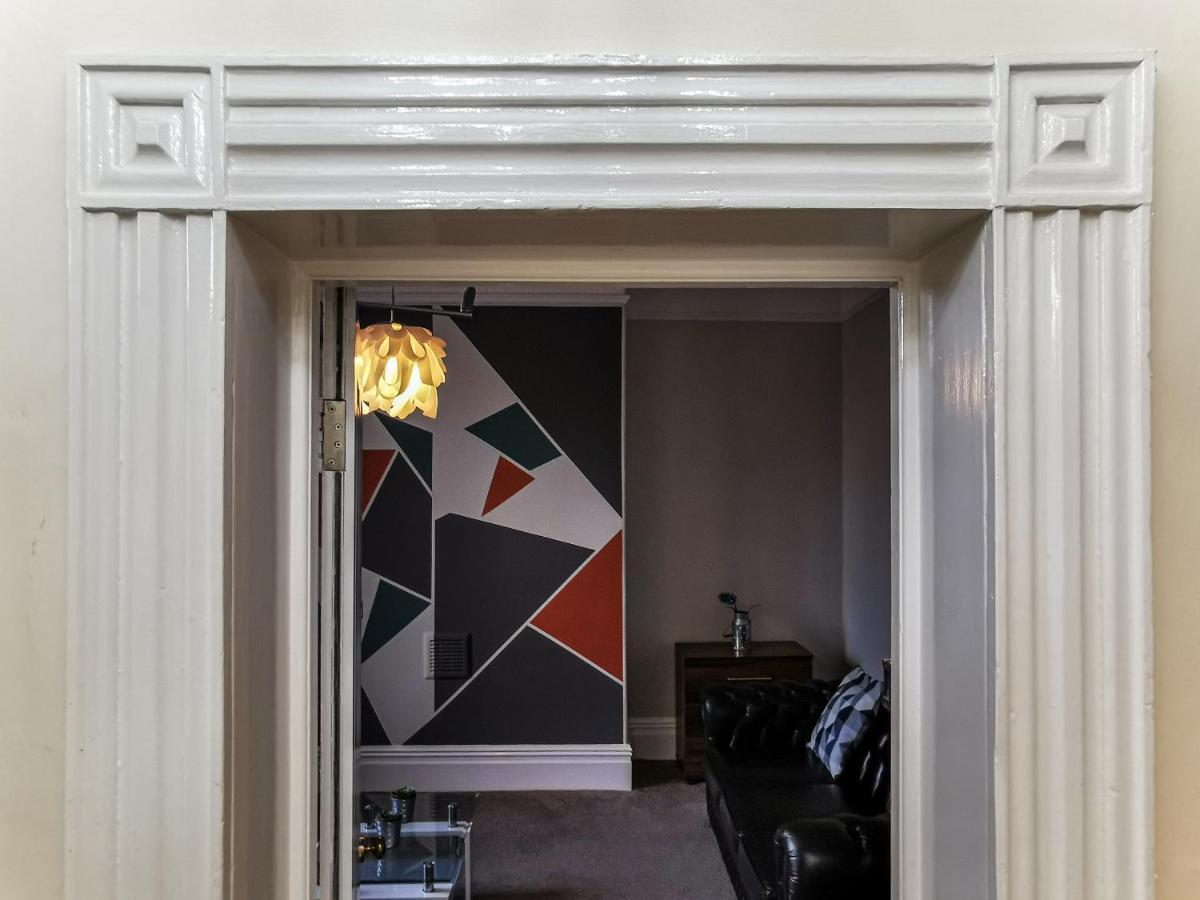 The Ultimate House Sleeps 30 * Manchester