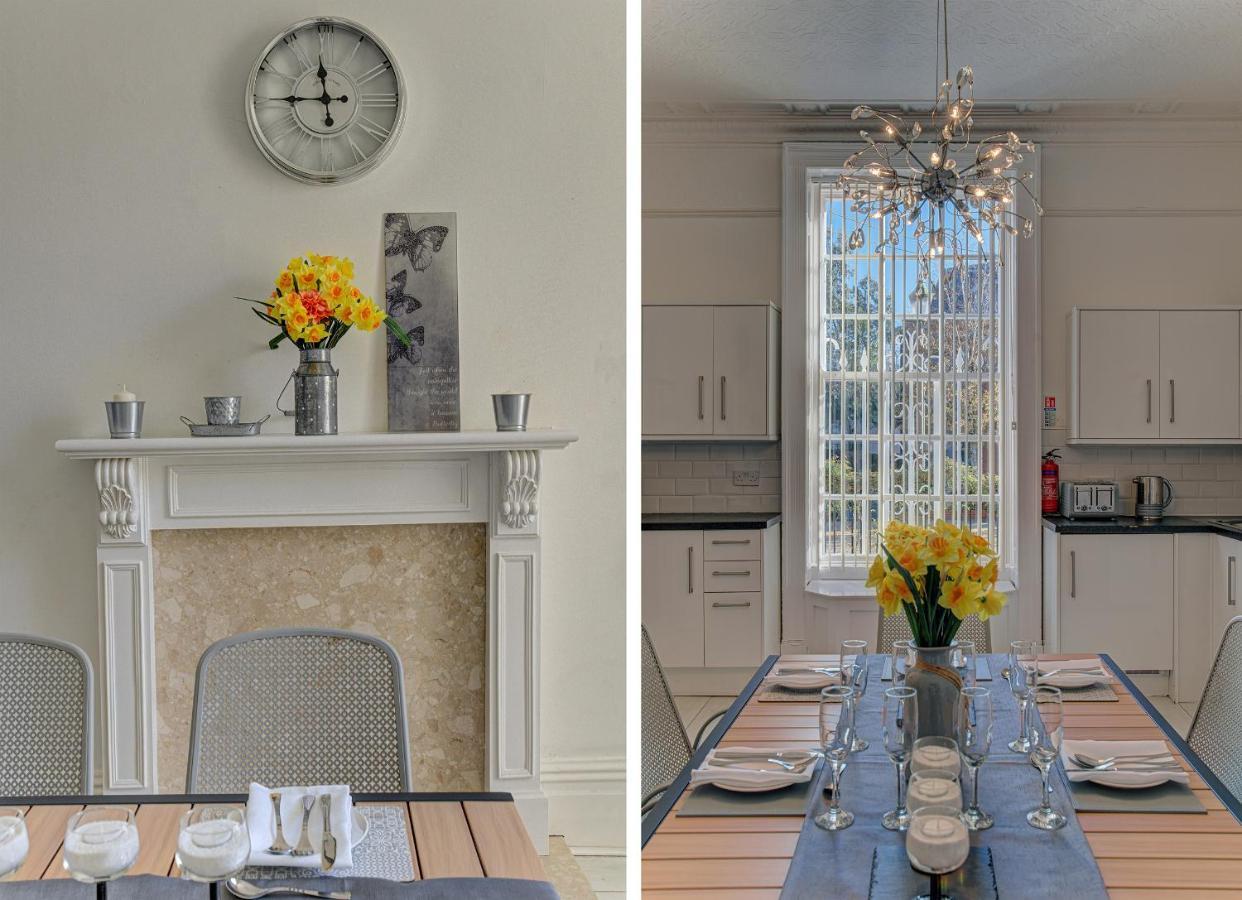 The Ultimate House Sleeps 30 * Manchester