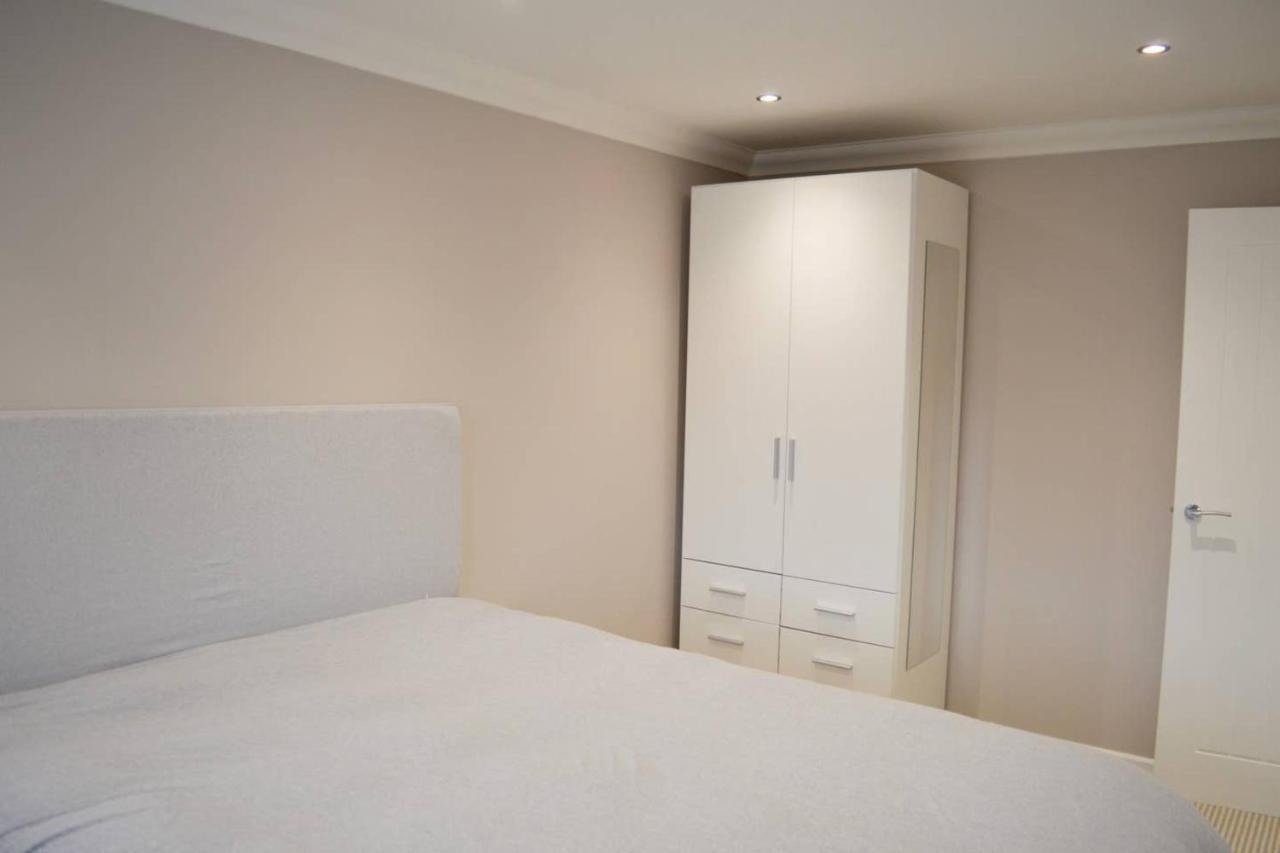 Holiday home Newly Renovated Modern Family Manchester