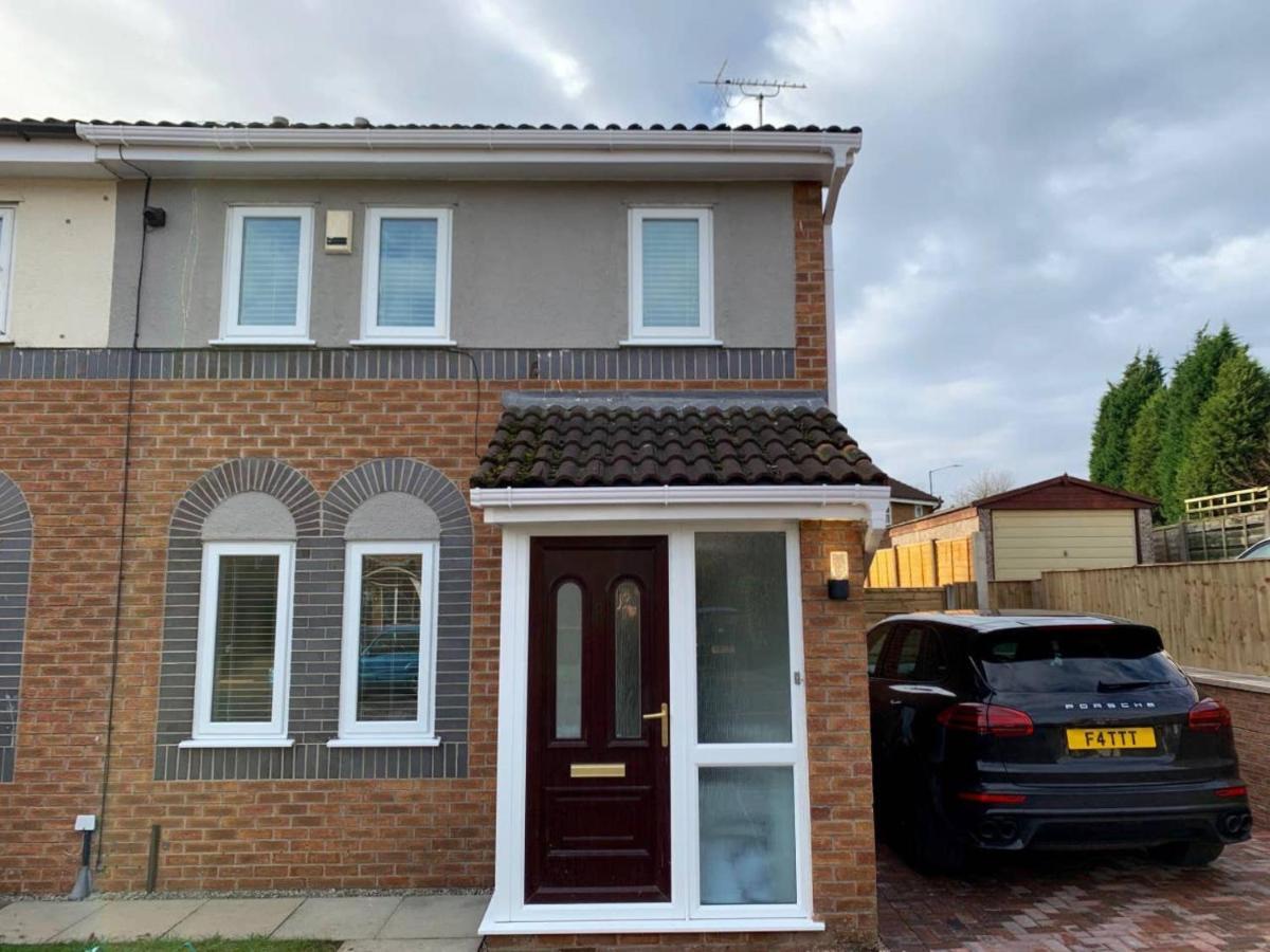 Holiday home Newly Renovated Modern Family Manchester