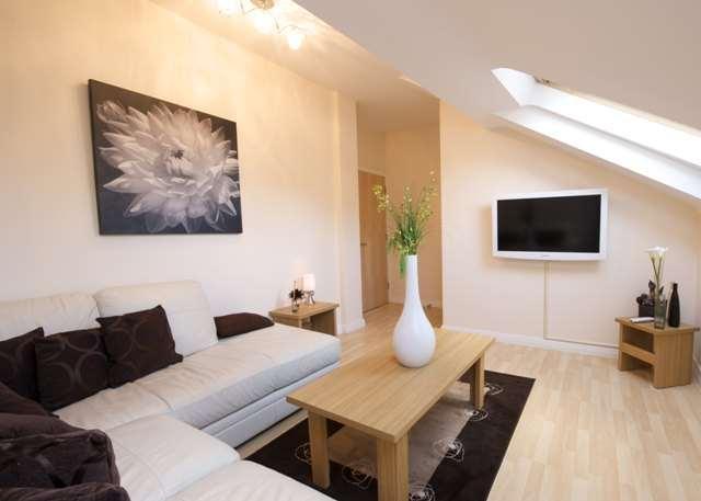 Dreamhouse Centre *
