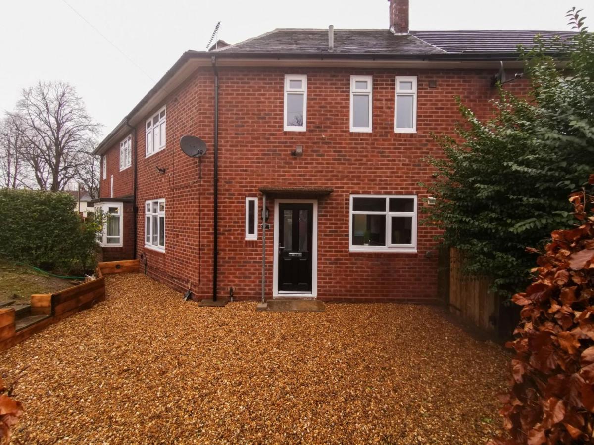 Holiday home Gorgeous 3 Bed Near Airport Manchester