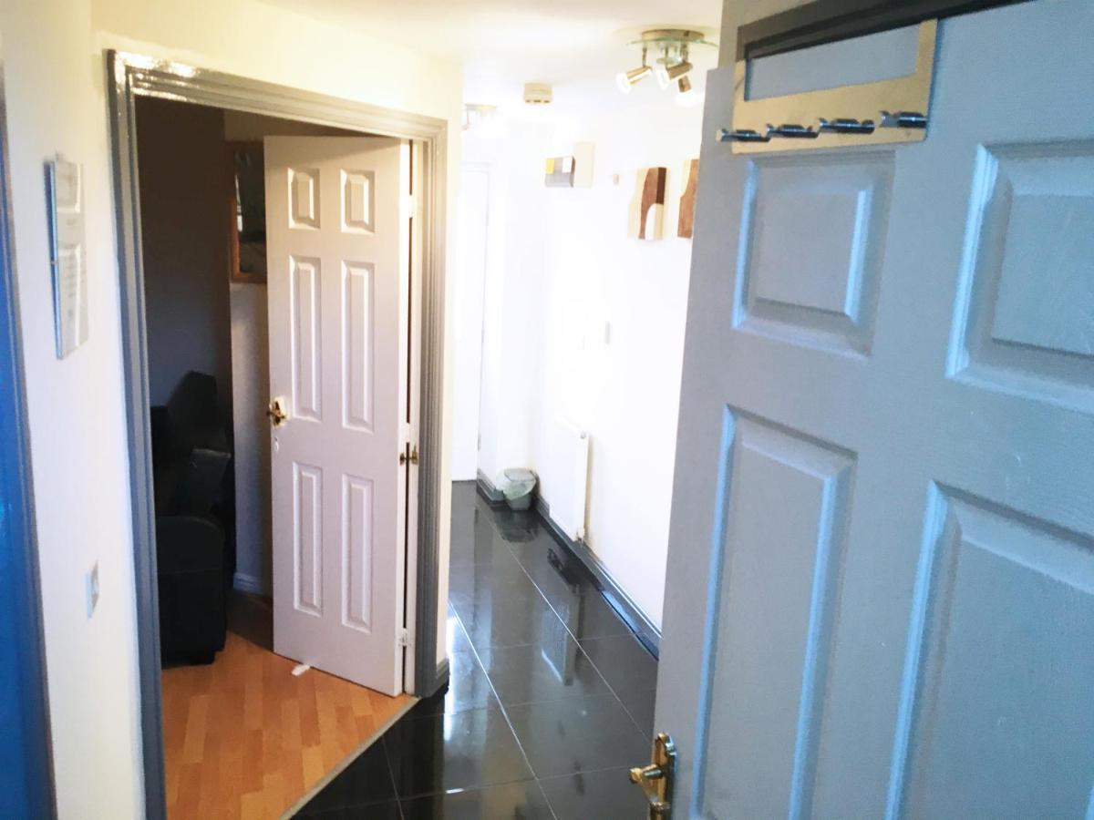 My-places Abbotsfield Court Townhouse 4 4* Manchester