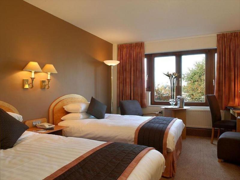 Hotel Copthorne Salford Quays 4*