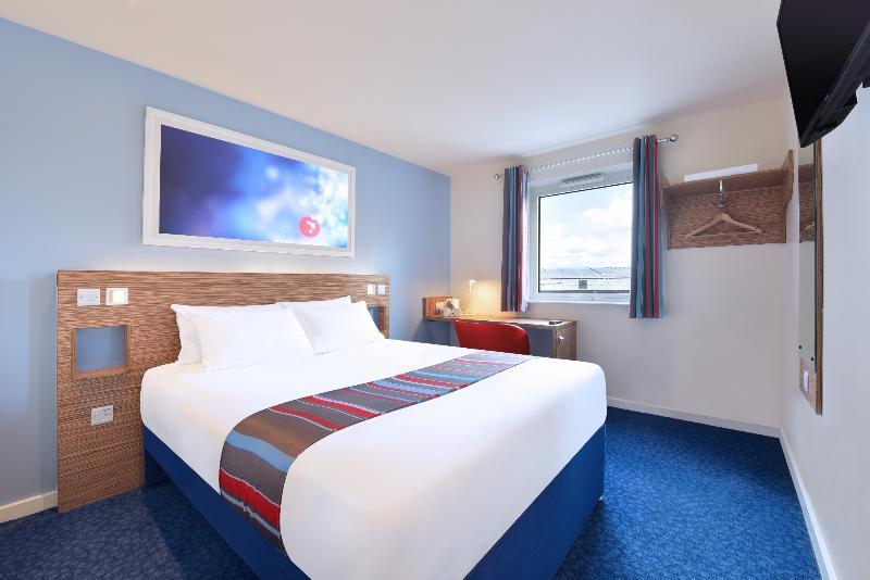 Travelodge Birch M62 Eastbound 3*