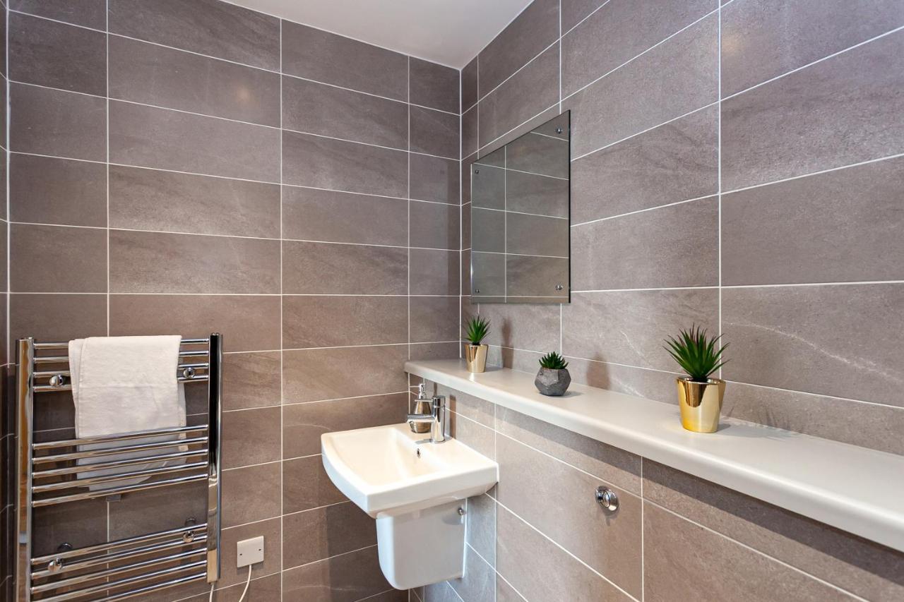X1 Media City 3 Bedroomed Free Wifi & Free Parking Appartement Manchester