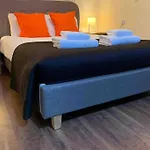 Studio With Great Transport Links To City Centre