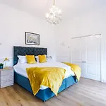 Rest&Recharge At Karma House