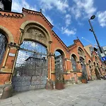Quay Apartments Manchester