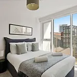 Salford Central - Luxury Apartments By Mgroupsa