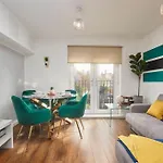 Stylish Central Manchester Apartment