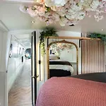 The Vaetten Hues Luxury Boat
