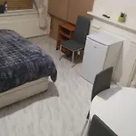 Spacious Room Near Manchester City Centre