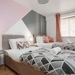Cefas Apartments Manchester - Free Parking - City Centre
