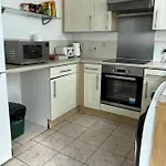 Lovely 3 Bed Short Stay