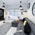Hidden Oasis 7Minute To City With Street Parking