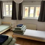 Cozy House With Free Parking