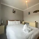 Free Parking - Home Close To City Centre