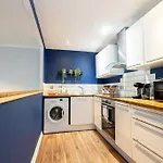 Free Parking - Deansgate Apartment