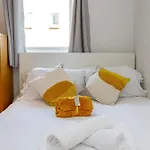 Lovely 2 Bed 2 Bathroom Apartment Manchester